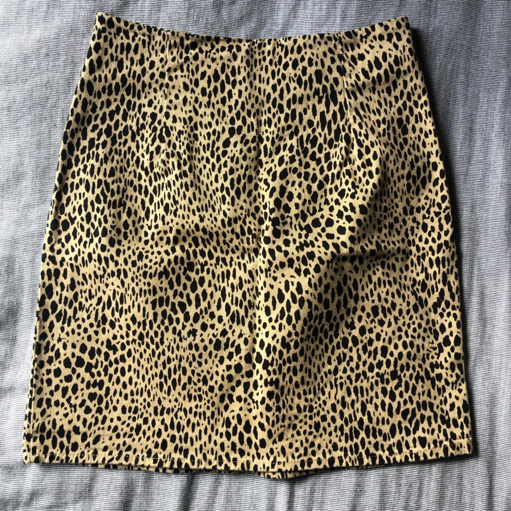 Brandy Melville skirt